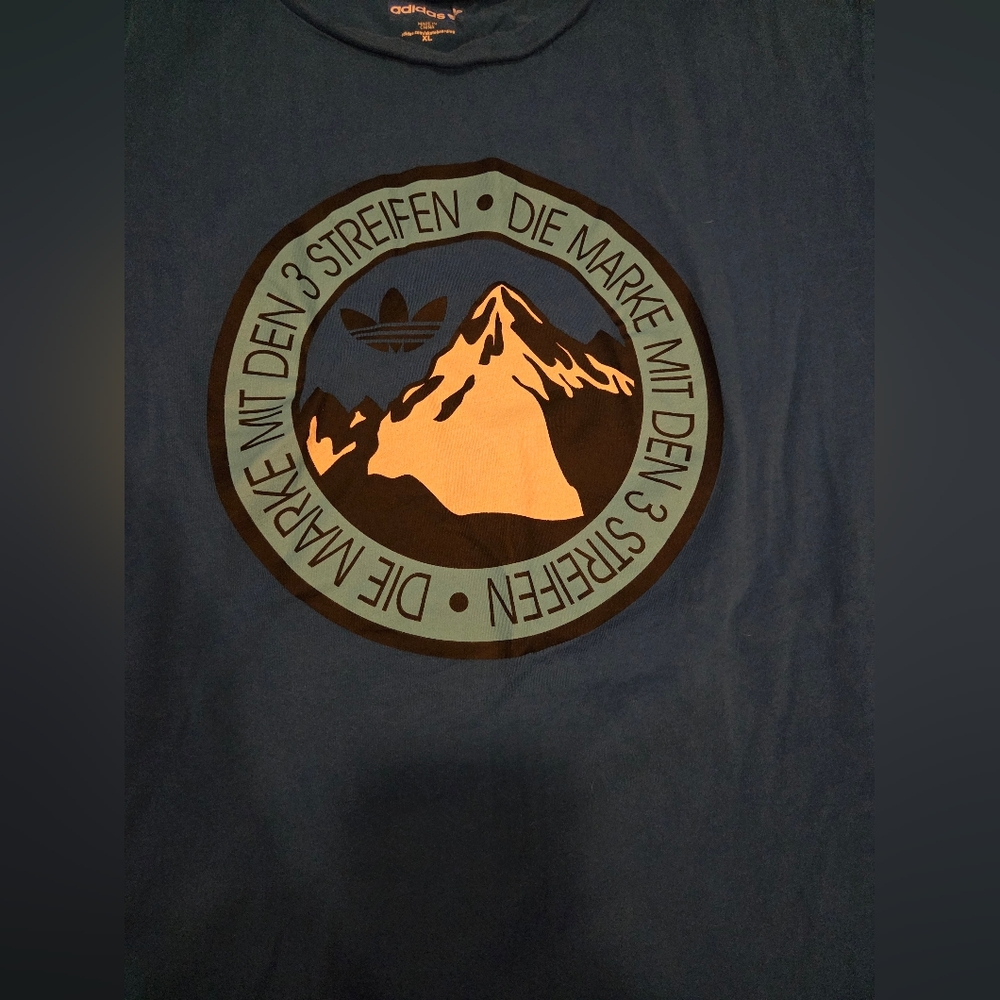 Vintage adidas mens XL blue Mountain Tee skateboard collection